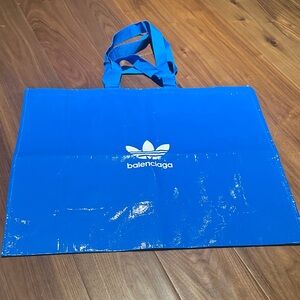 NWOT Balenciaga / Adidas colaboration Vibrant Blue Shopper Bag